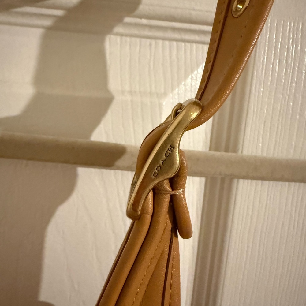NEW Coach Ergo Tan - Picture 2 of 11